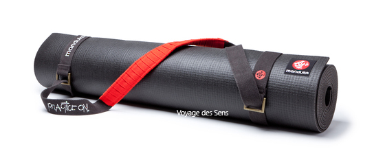 Tapis yoga Black pro Manduka Escale sensorielle